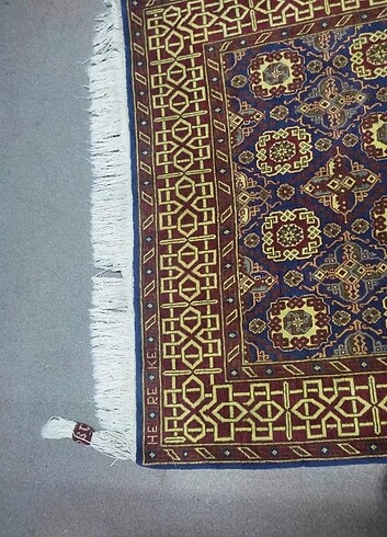 El Dokuması Hereke Halısı 