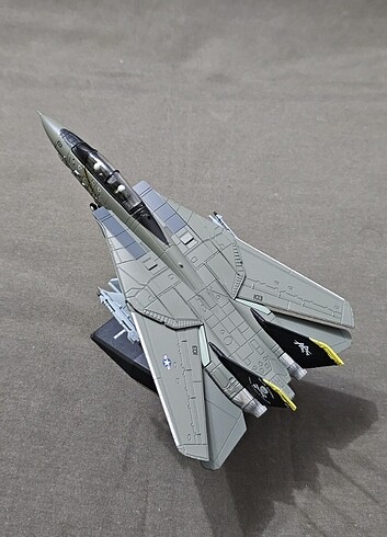 F14 Tomcat top gun savaş uçağı metal model 1/100