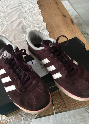 38 Beden bordo Renk Adidas spor ayakkabı 