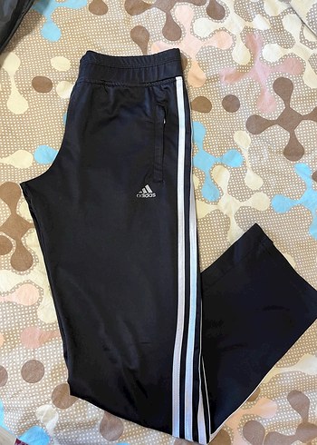 Adidas m