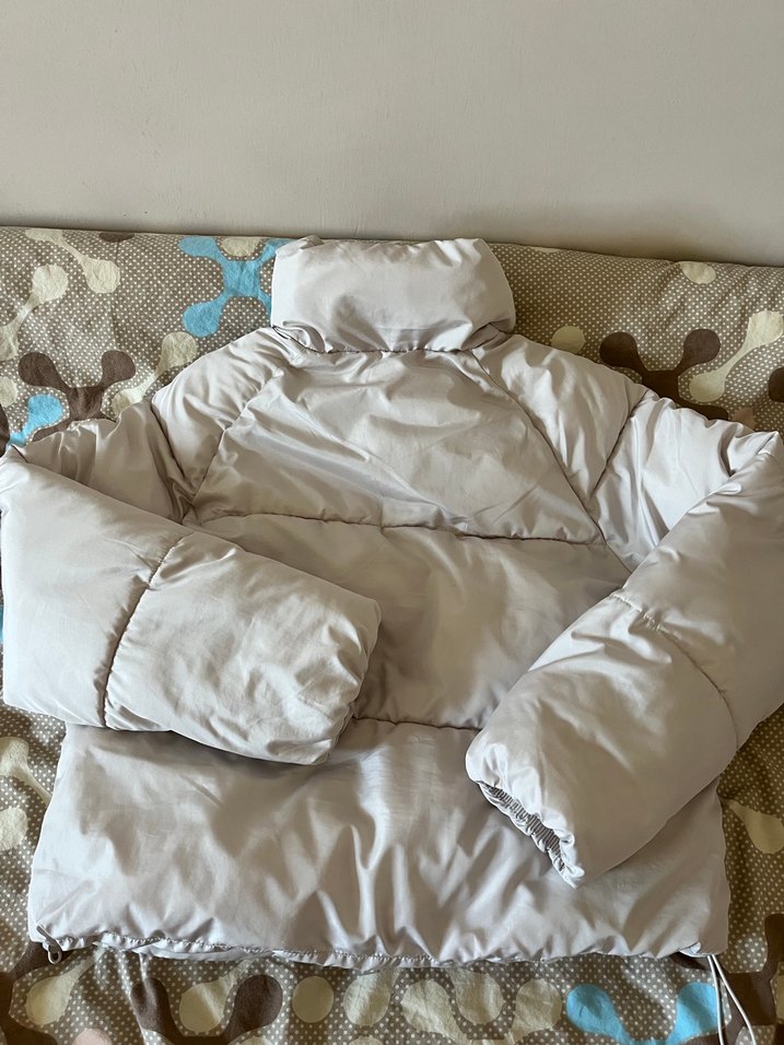 Ekru şişme mont - Görsel 4