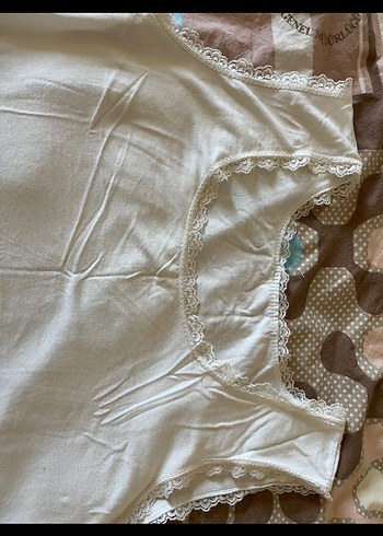 Dantel Detaylı Beyaz Bohem Kadın Atlet - Görsel 2