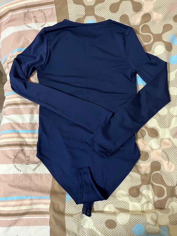 Uzun Kollu Lacivert Kadın Bluz - Görsel 2