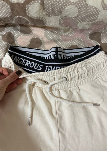 Krem Baskılı Kadın Rahat Kesim Eşofman - Görsel 4