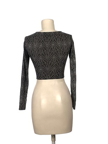 34 Beden H&M Bluz %70 İndirimli.