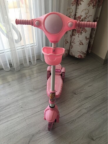  Beden pembe Renk Xscooty 3 Tekerlekli Pembe Scooter