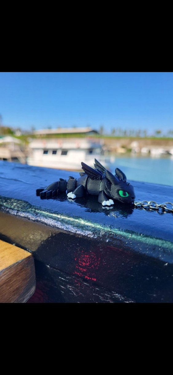 Siyah Kanatlı Ejderha Anahtarlık - Görsel 2