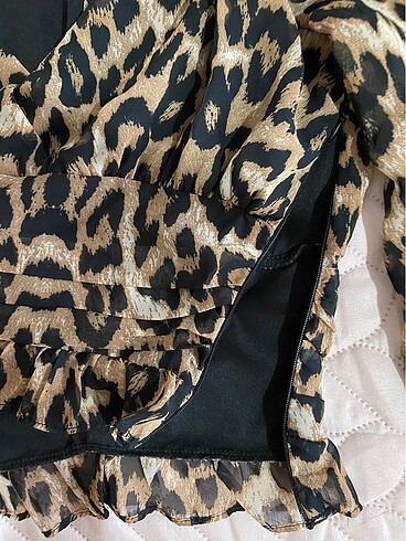 m Beden leopar desenli bluz