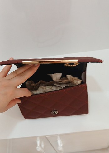 Zincir Detaylı Kadın Altın Rengi El Zinciri - Görsel 4