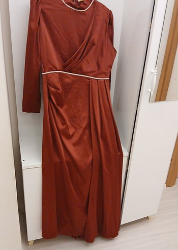 Bordo Uzun Kollu Drapeli Kadın abiye - Görsel 2