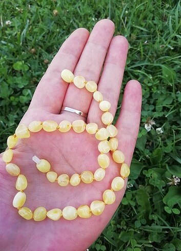 Milky Renk Kehribar Bebek Kolye 