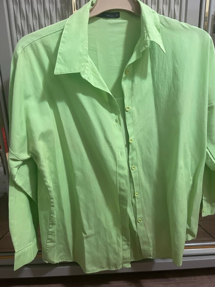 Düğmeli Açık Yeşil Keten Kadın Gömlek - Görsel 2