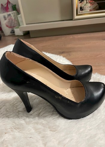37 Beden siyah Renk Siyah Kürklü Deri Stiletto