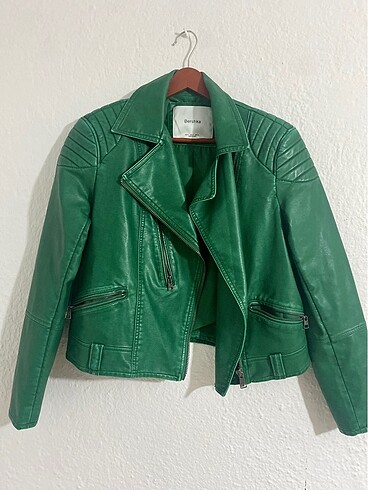 Bershka yeşil deri ceket