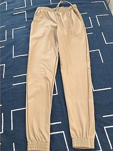 PANTOLON