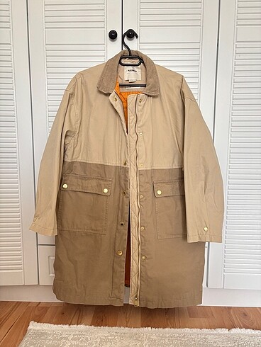 Pull Bear kadife yaka detaylı ceket
