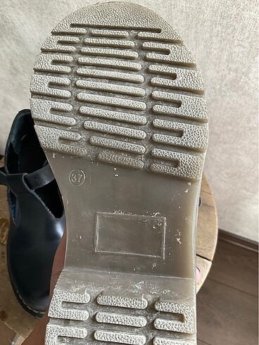 37 Beden Dr. Martens Ayakkabı
