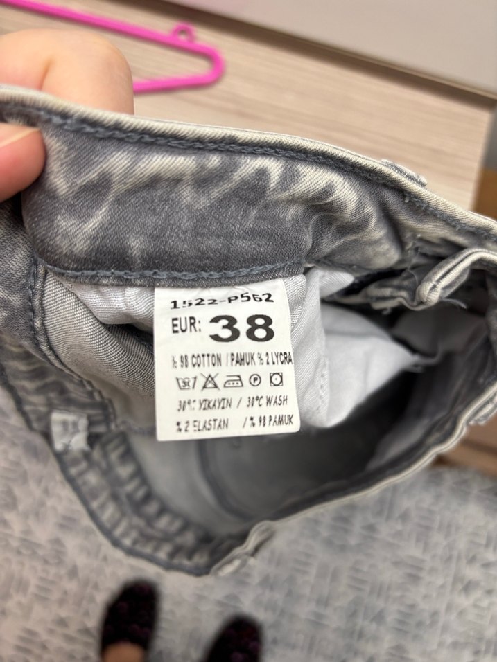 Gri Baskılı Kadın Kot Pantolon - Görsel 2