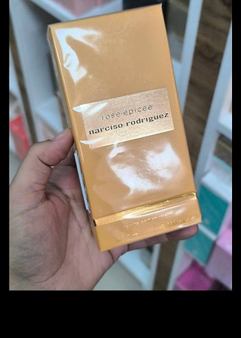 Narciso Rodriguez Rose-Épicée Kadın Parfümü
