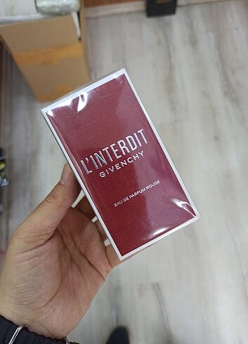 L'interdit -Givency 