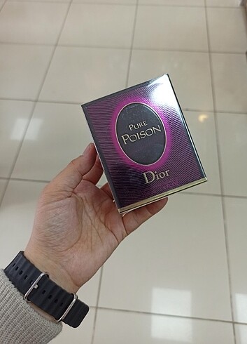 Dior pure poison