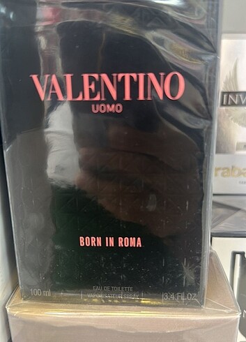 Valentino uomo born in roma