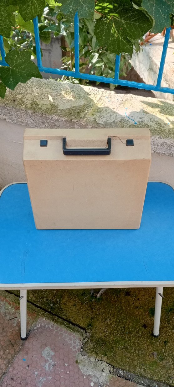 Turuncu Olympia Daktilo - Görsel 4