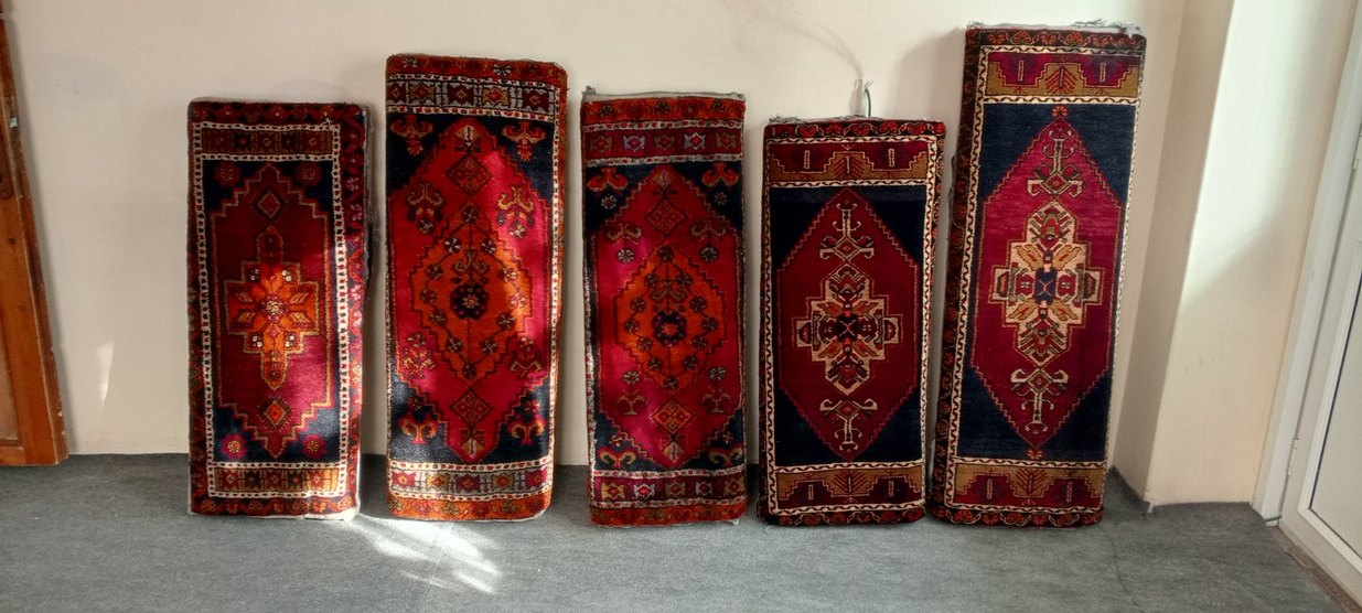 Koyu Kırmızı Desenli Geleneksel Halı - Görsel 2