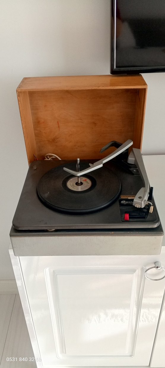 Gri Pikap Müzik Sistemi - Görsel 2