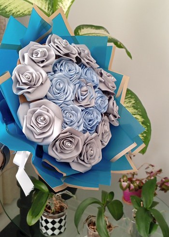 Kadınlar için Mavi ve Gri Çiçek Buket - Görsel 6