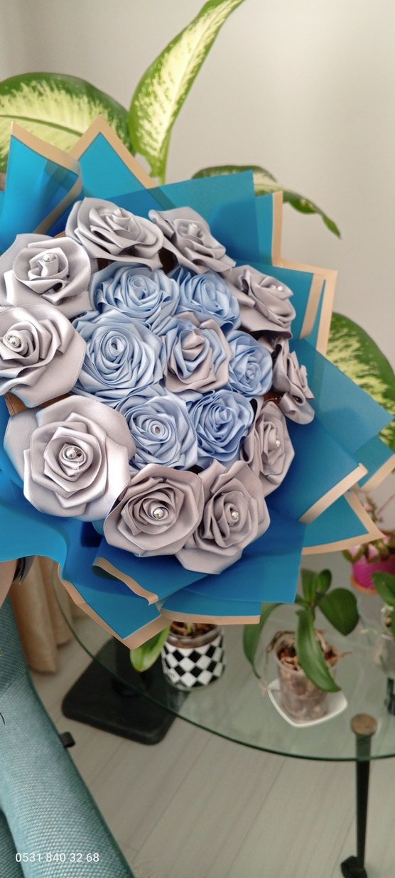 Kadınlar için Mavi ve Gri Çiçek Buket - Görsel 5