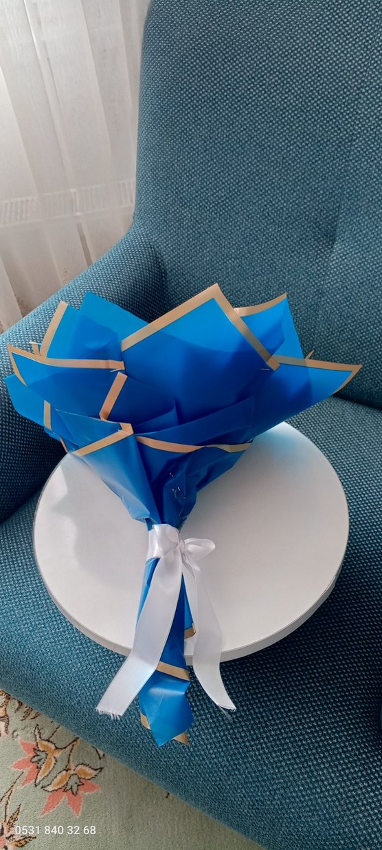 Kadınlar için Mavi ve Gri Çiçek Buket - Görsel 4