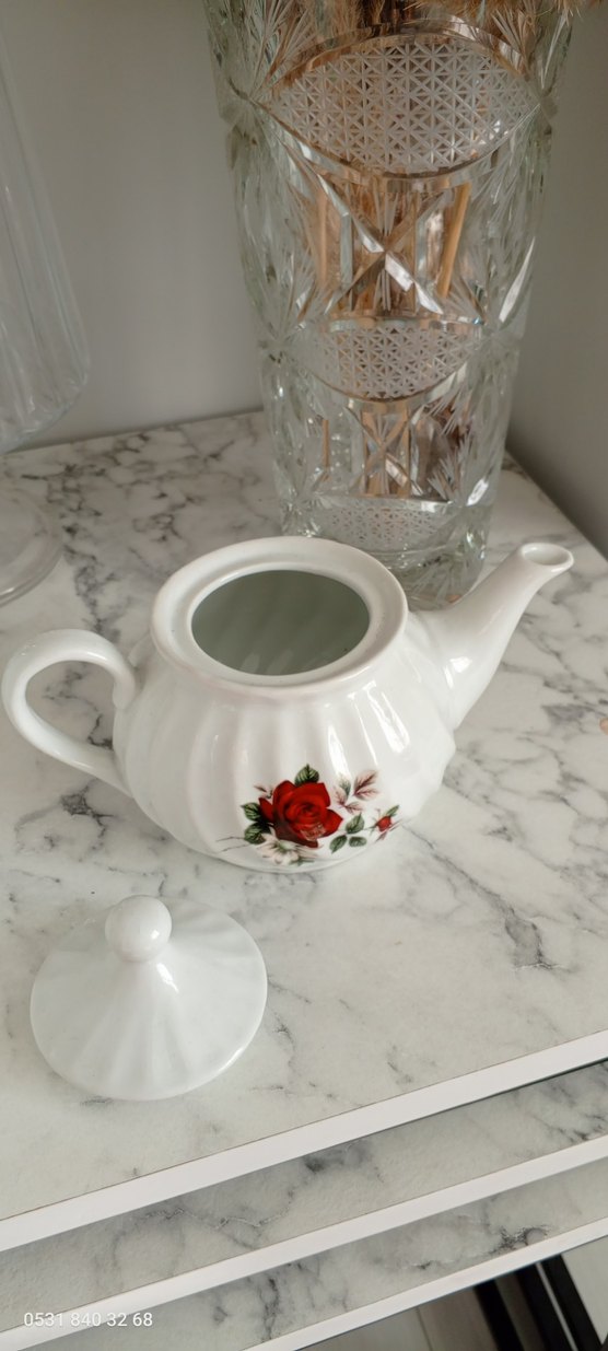 Çiçek Desenli Beyaz Seramik Demlik - Görsel 5