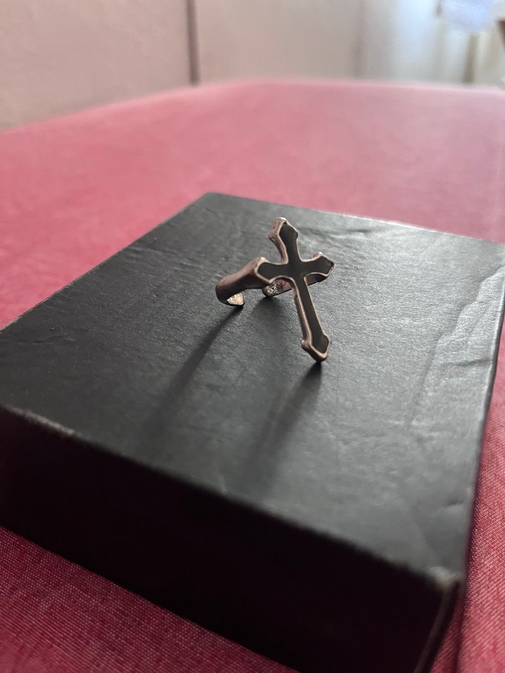 Siyah Haç Yüzük - Görsel 2