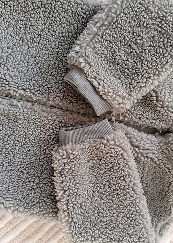 Kapüşonlu Erkek Çocuk  Kürklü Mont - Görsel 4