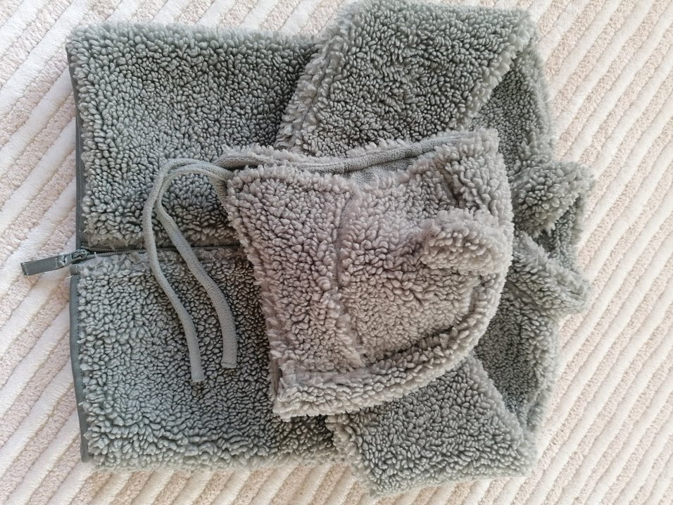 Kapüşonlu Erkek Çocuk  Kürklü Mont - Görsel 3