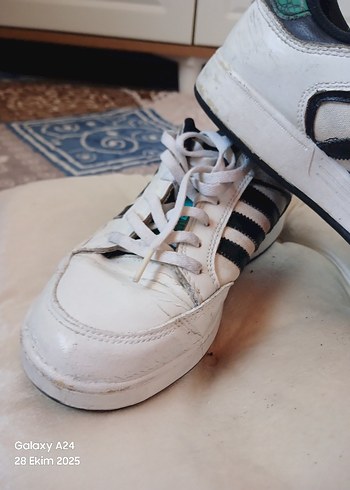 Beyaz Siyah Çizgili Bağcıklı erkek Spor Ayakkabı - Görsel 4