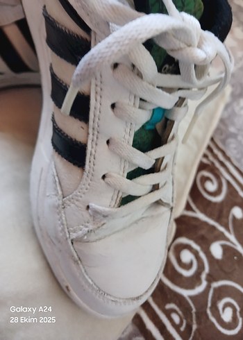 Beyaz Siyah Çizgili Bağcıklı erkek Spor Ayakkabı - Görsel 7