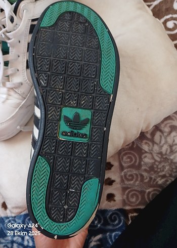 Beyaz Siyah Çizgili Bağcıklı erkek Spor Ayakkabı - Görsel 6