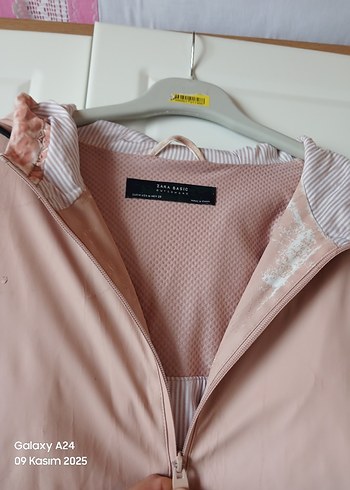 Bej Düğmeli Midi Kadın Yağmurluk - Görsel 4