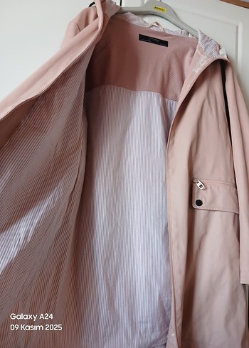 Bej Düğmeli Midi Kadın Yağmurluk - Görsel 2