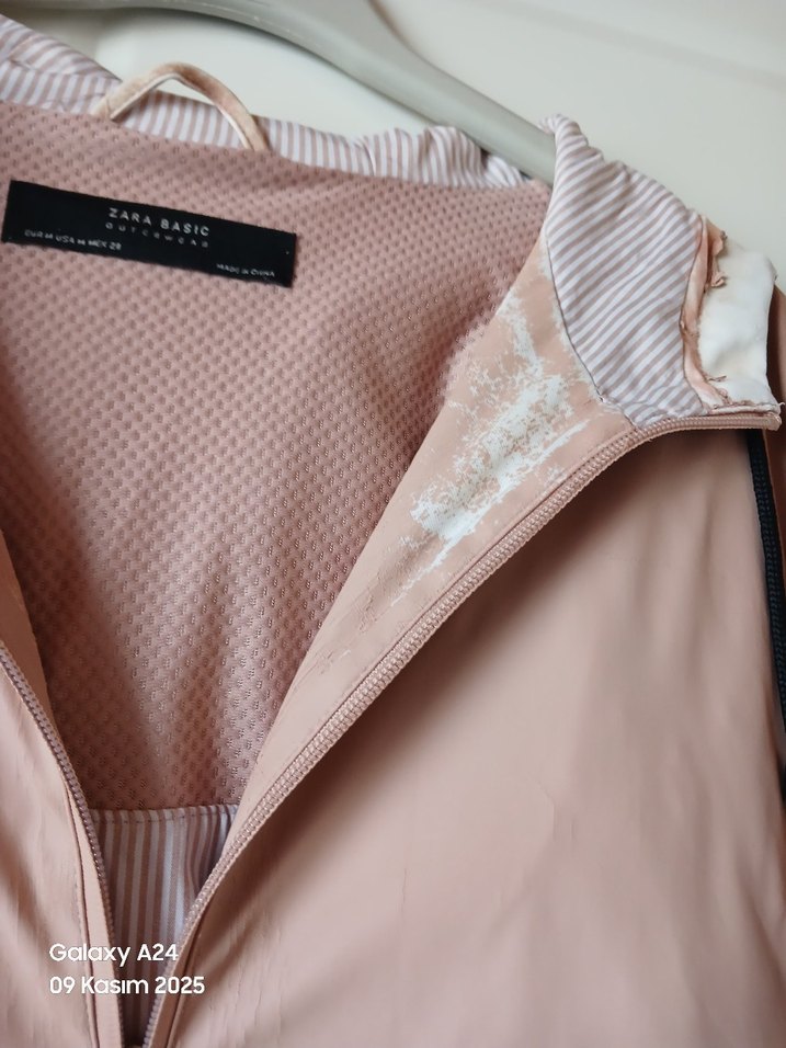 Bej Düğmeli Midi Kadın Yağmurluk - Görsel 5