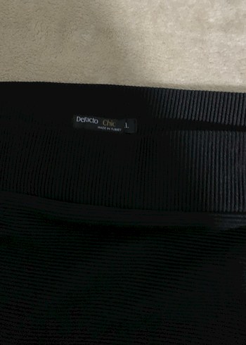 Siyah Mini Etek, Düz Kesim, Ofis Şıklığı - Görsel 2