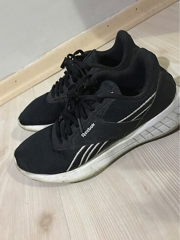 reebok ayakkabı