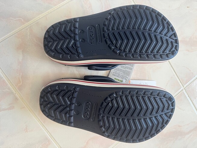 37 Beden Orijinal crocs terlik