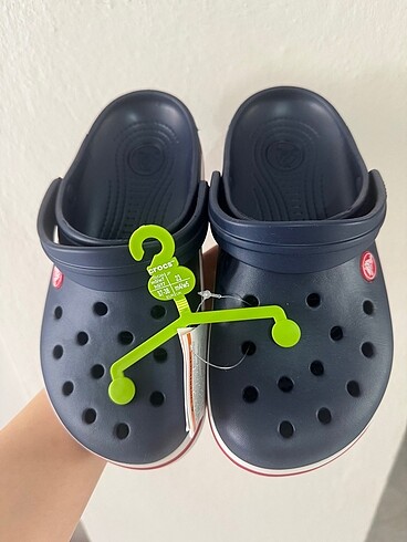 37 Beden lacivert Renk Orijinal crocs terlik