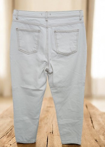 Beyaz Regular Fit Midi Kadın Denim Pantolon - Görsel 2