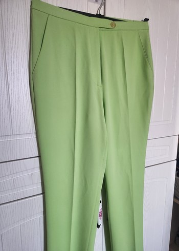 Yeşil Pilili Midi Kumaş Kadın Pantolon - Görsel 2