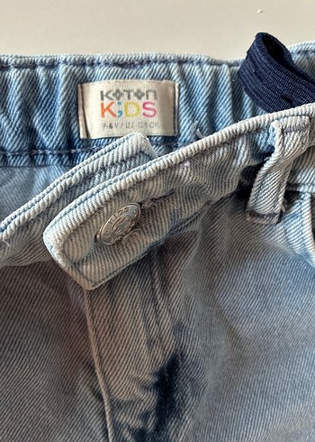 Kız Çocuk Kırmızı Dantelli Denim Şort - Görsel 3