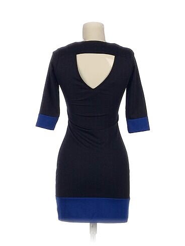 s Beden PreLoved Kısa Elbise %70 İndirimli.